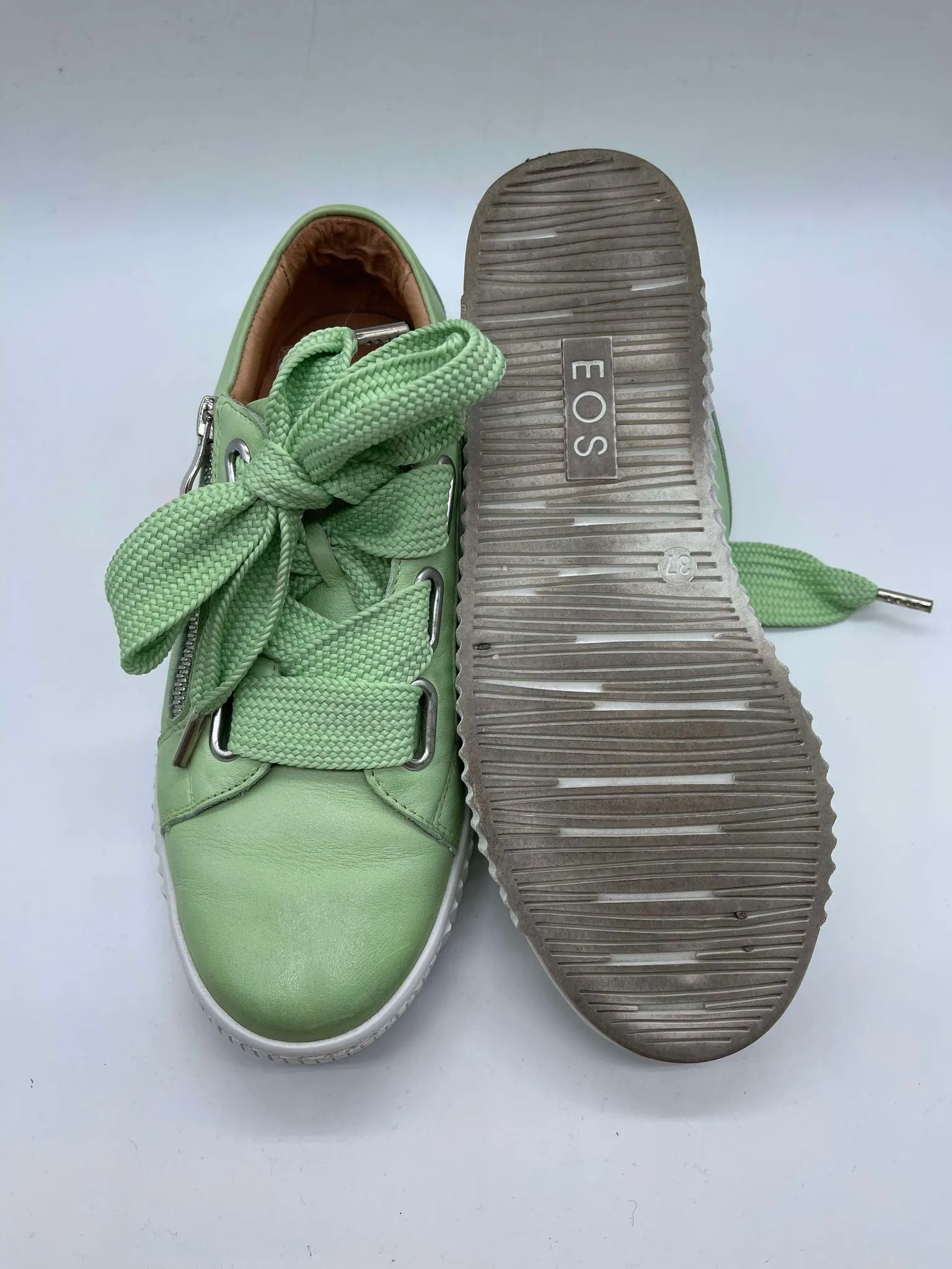 Women's Eos Shoes, 6.5
