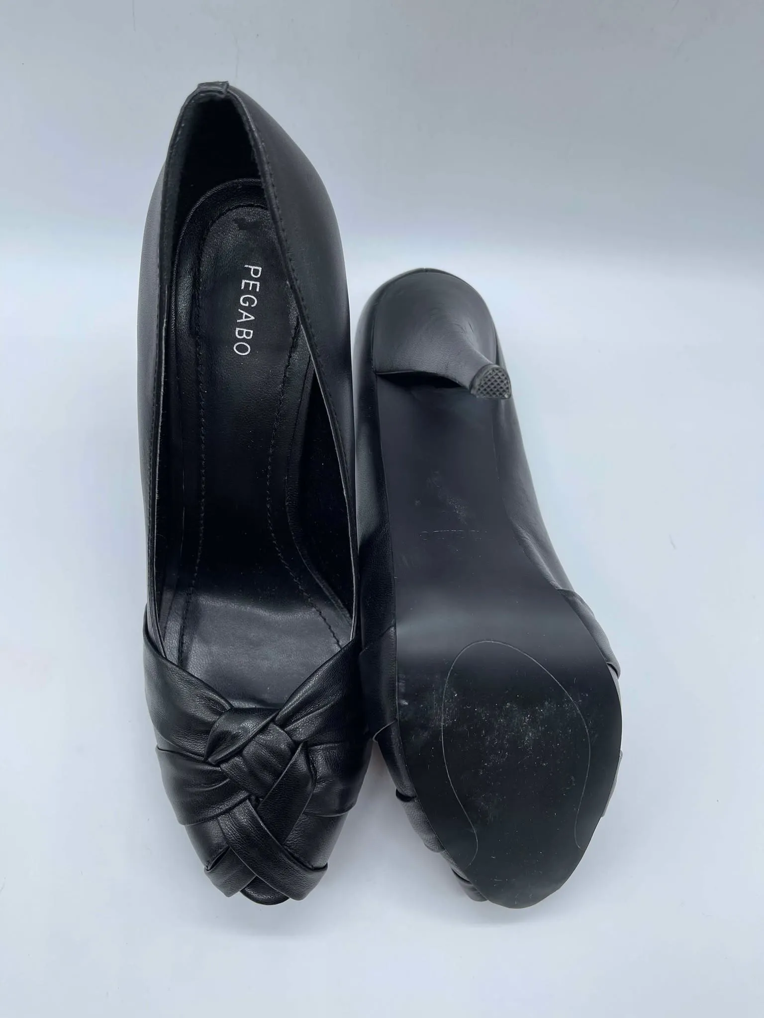 Women's Pegabo Shoes, 8.5