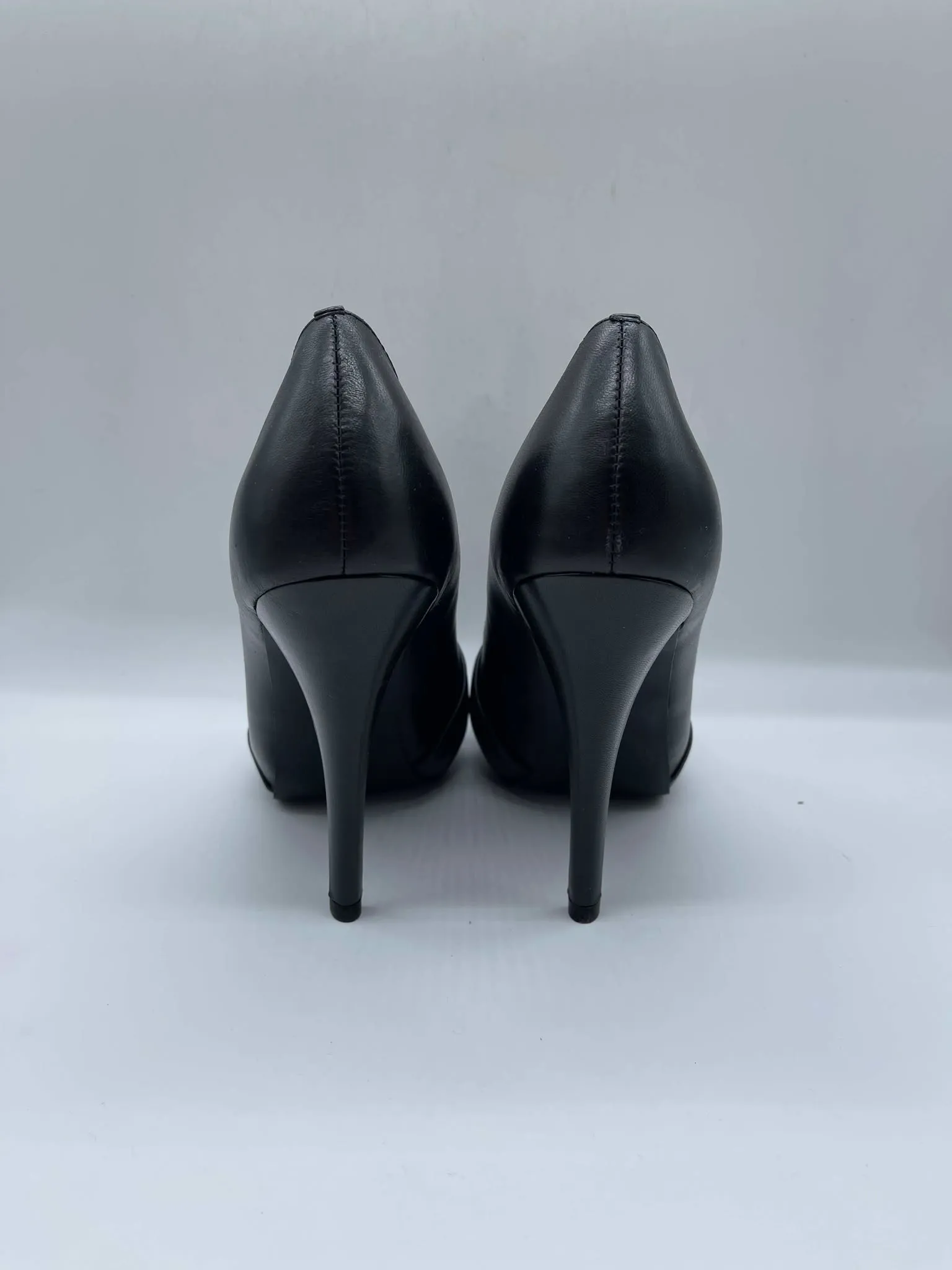 Women's Pegabo Shoes, 8.5
